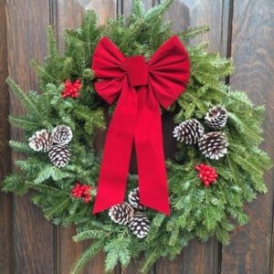 Deluxe Holiday Wreath